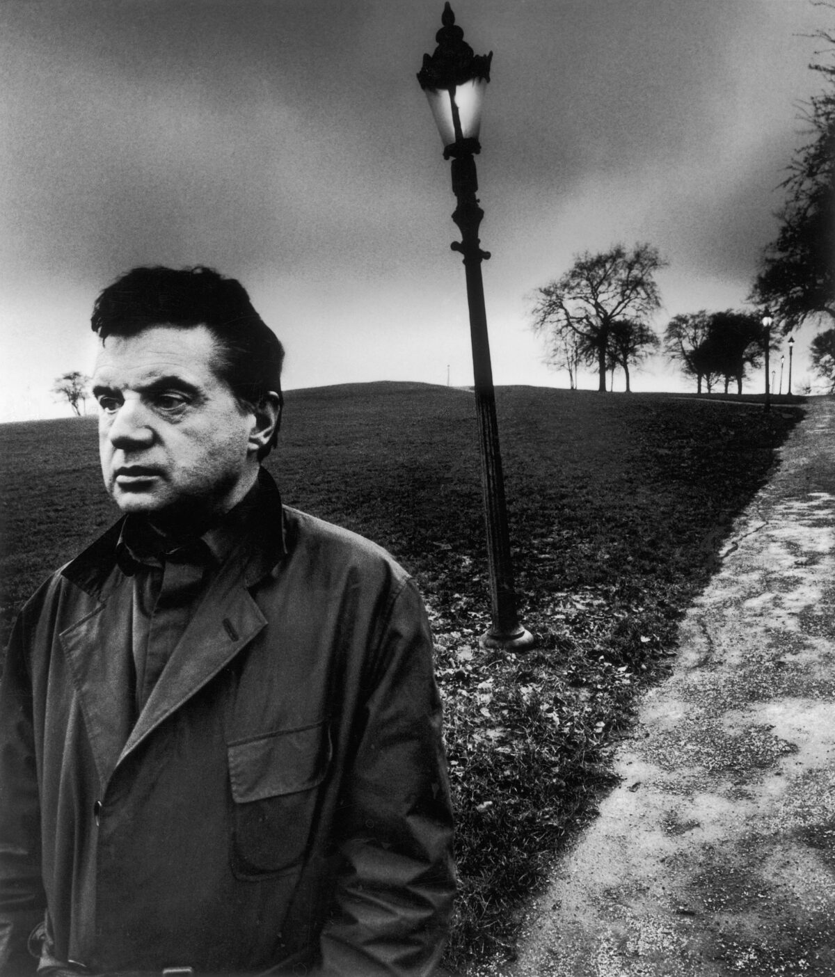 The Beautiful and the Sinister, η νέα έκθεση του Bill Brandt στην Ολλανδία