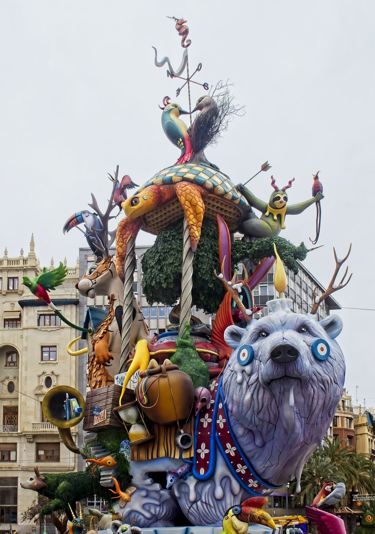 Δυναμική επάνοδος για το φεστιβάλ Las Fallas στη Βαλένθια της Ισπανίας
