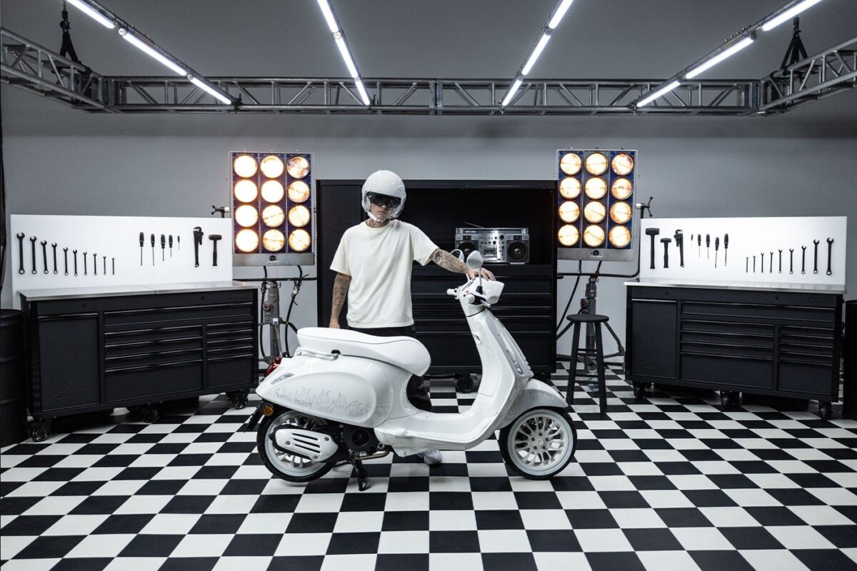 Μια Vespa με την υπογραφή του Justin Bieber