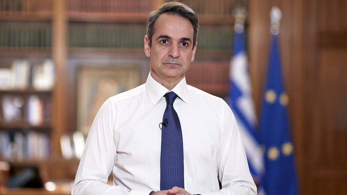 Στα €713 το μήνα διαμορφώνεται από την 1η Μαΐου ο βασικός μισθός στην Ελλάδα