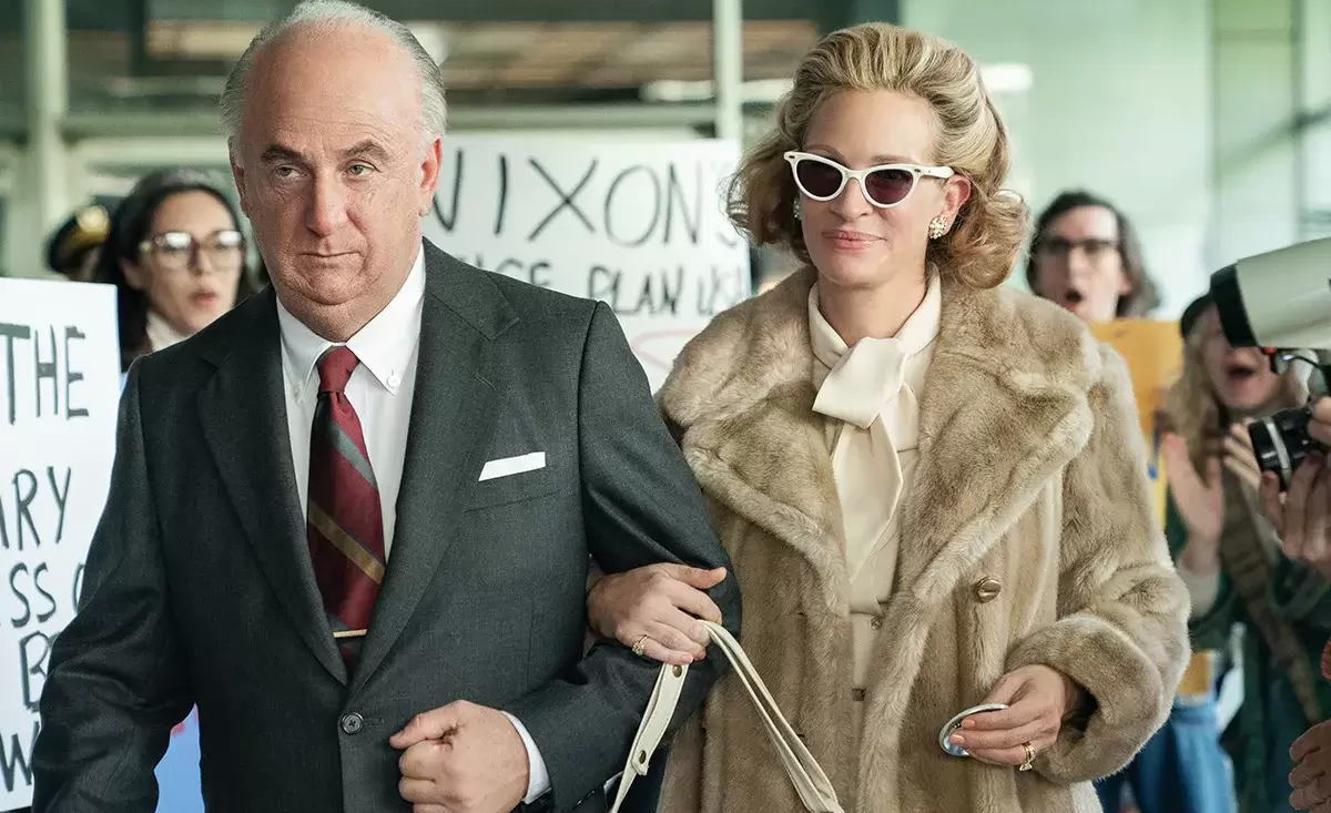 Gaslit | H συναρπαστική μεταμόρφωση της Julia Roberts & του Sean Penn για τη νέα σειρά για το σκάνδαλο Watergate