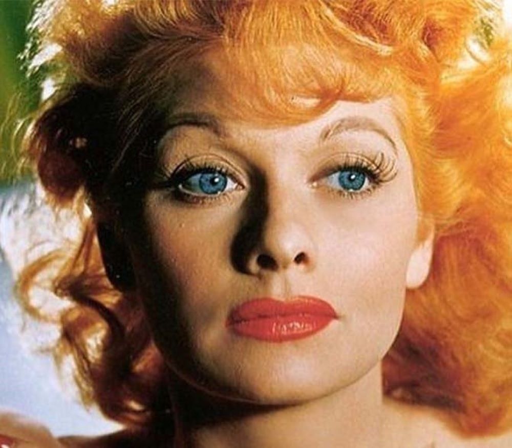 Lucille Ball | H πολυτάραχη ζωή της `νονάς της κωμωδίας`