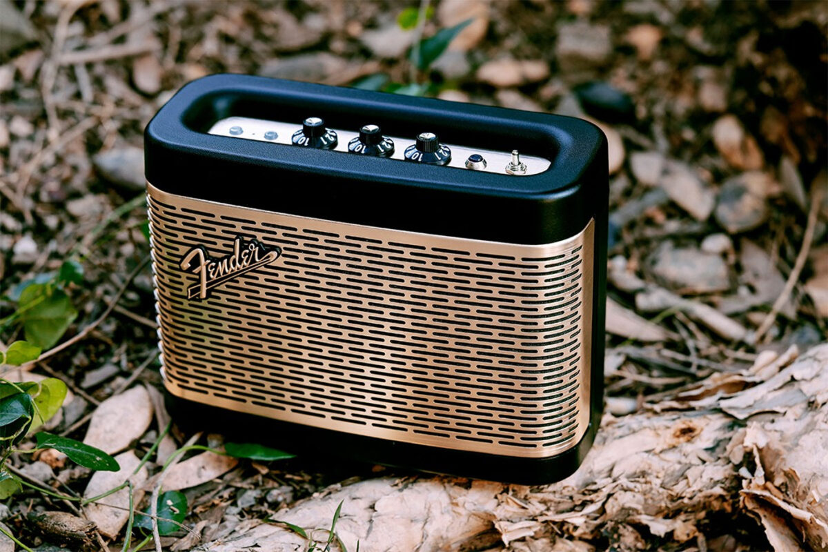 H χρωματική ανανέωση των Bluetooth ηχείων Newport της Fender