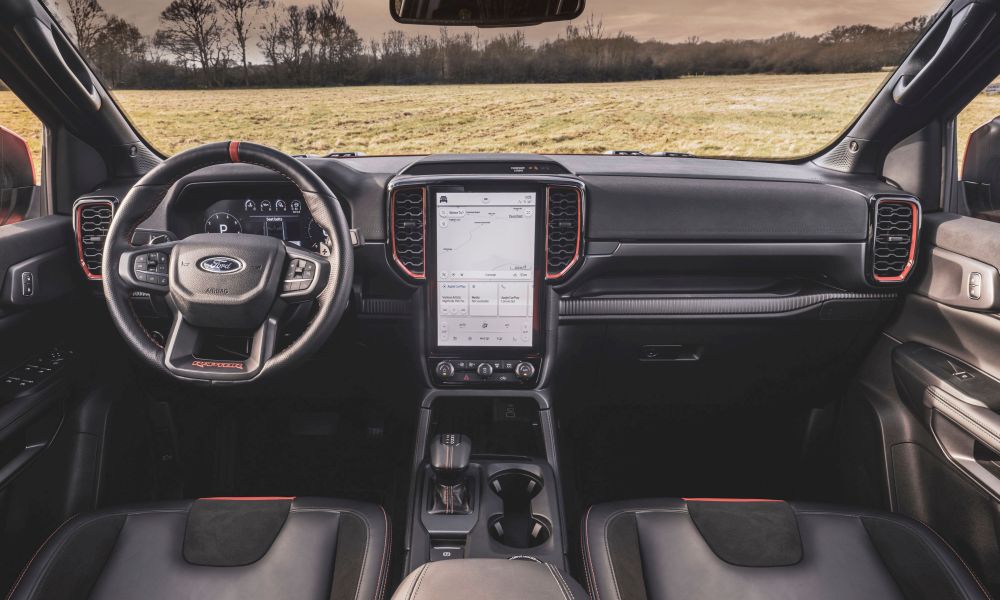 Νέο Ford Ranger Raptor: Με πλήρως ψηφιακό και σπορτίφ εσωτερικό