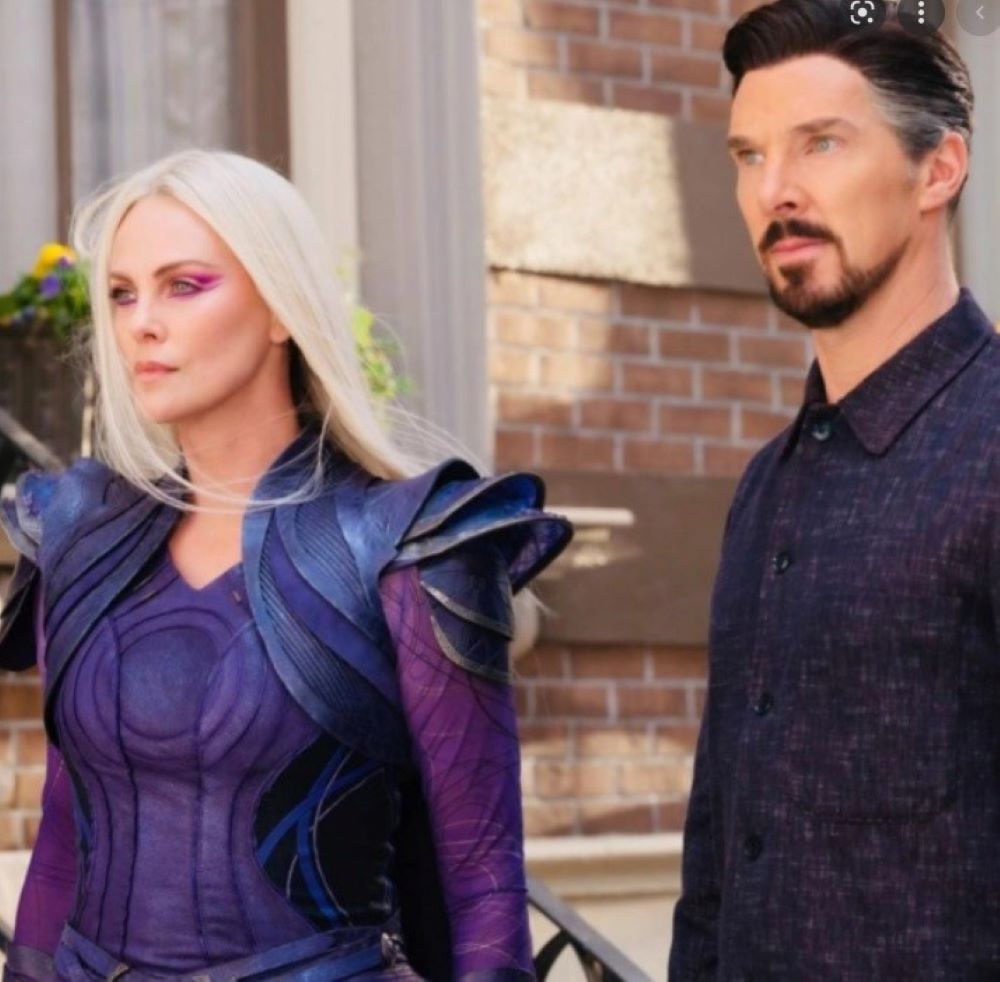 Charlize Theron στις πρώτες φωτογραφίες ως Clea