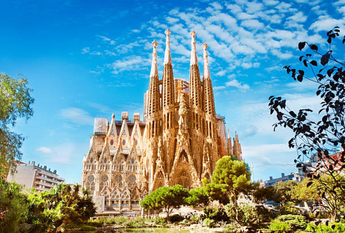 Sagrada Familia | Το θεϊκό τελευταίο έργο του Antoni Gaudi