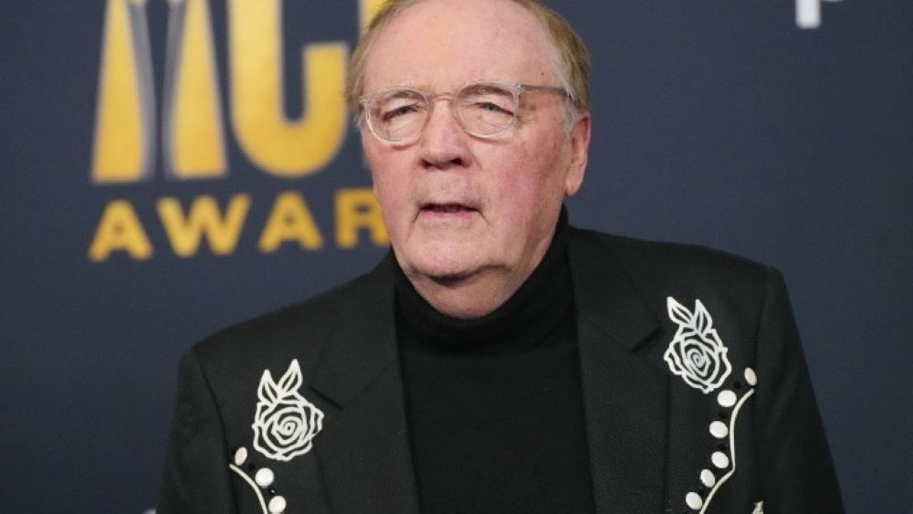 Ο Αμερικανός συγγραφέας James Patterson δίχασε με τις δηλώσεις του
