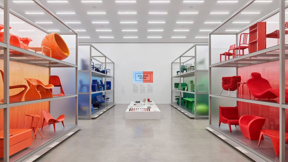 Η έκθεση «Colour Rush» στο VITRA Schaudepot είναι φόρος τιμής στο χρώμα