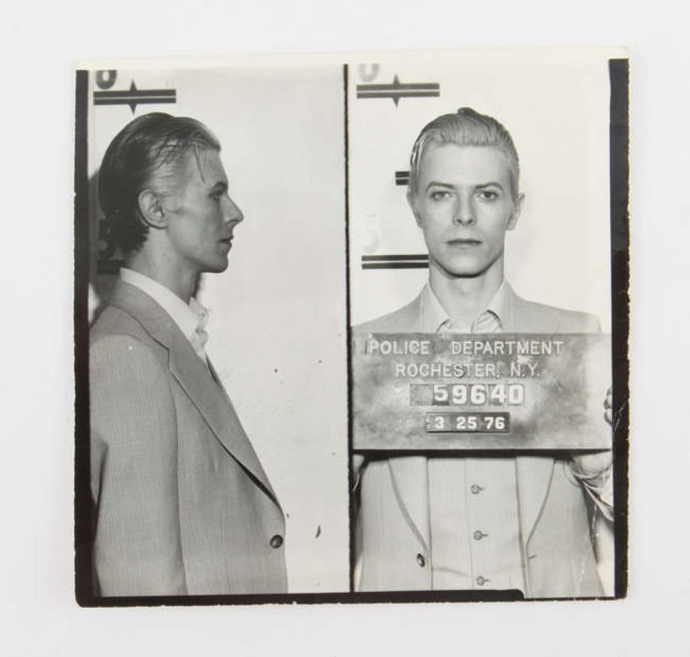 Ιστορική φωτογραφία του David Bowie πουλήθηκε σε δημοπρασία στο Λονδίνο