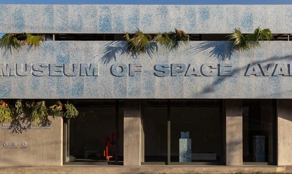 Το Museum of Space Available στο Μπαλί μας μεταφέρει στο "μέλλον" της αρχιτεκτονικής