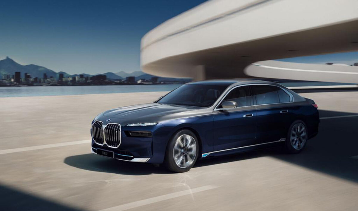 Έτσι συναρμολογεί η BMW τη νέα της σειρά 7