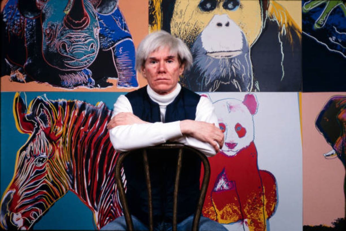 Andy Warhol | Ο pop art καλλιτέχνης με τη μαγική επίδραση στον κόσμο της τέχνης που δημιούργησε το star system