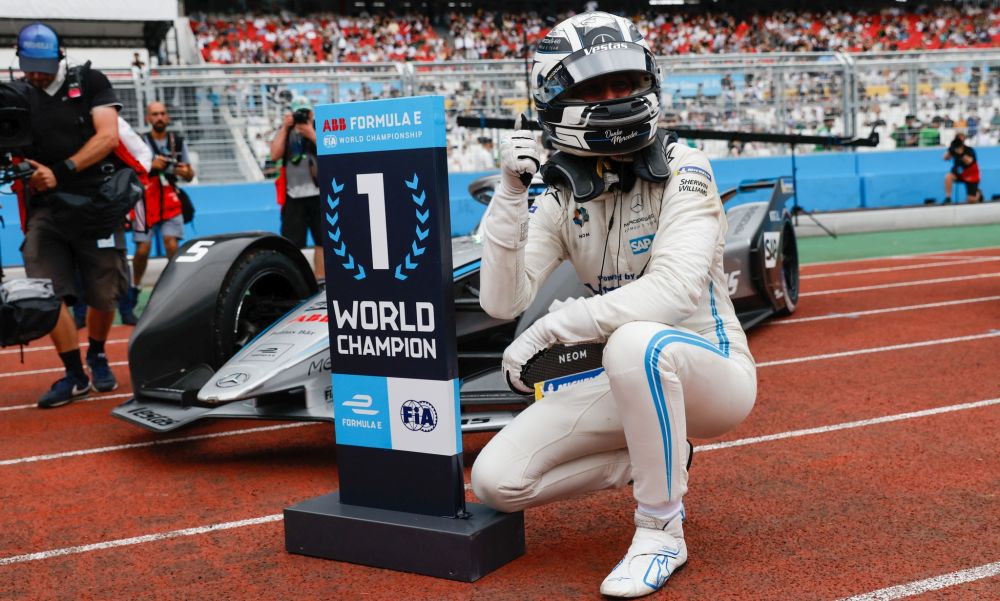 Formula E: «Ηλεκτρικοί» πρωταθλητές Vandoorne και Mercedes-EQ (video)