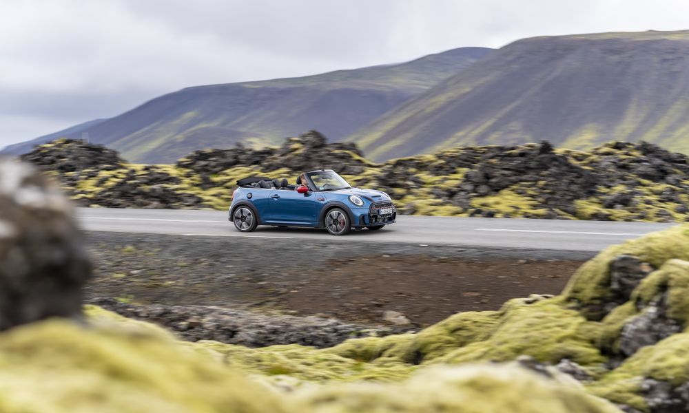Με ένα cabrio στην Ισλανδία!