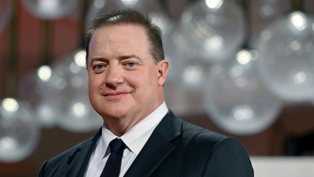 Ο Brendan Fraser σε μια δημόσια δήλωση απόλυτου σεβασμού προς τα παχύσαρκα άτομα