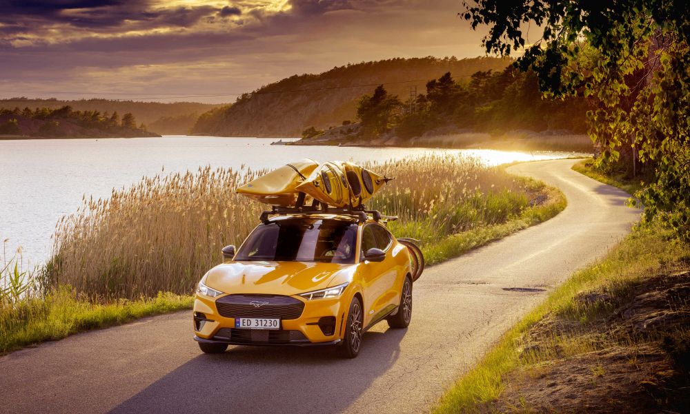 Με την Mustang Mach-E οι διακοπές δεν τελειώνουν ποτέ!