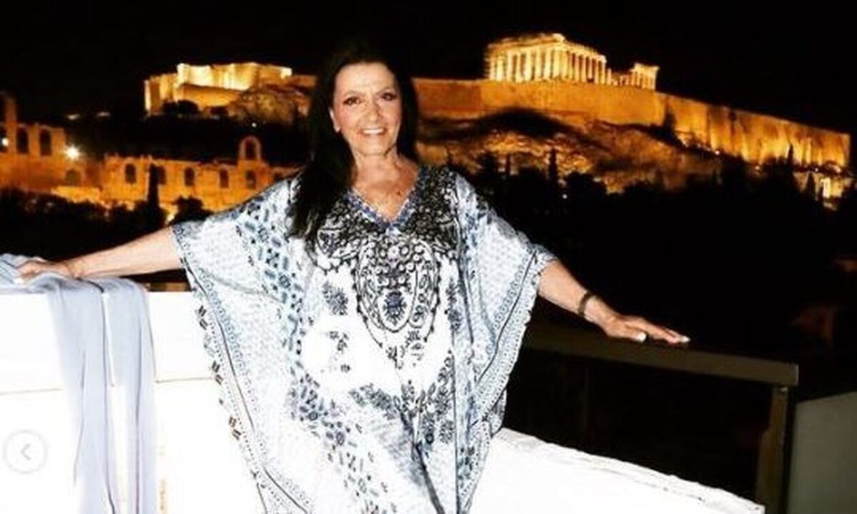 Ζωζώ Σαπουντζάκη | Αυτά είναι τα  μυστικά της ομορφιάς της που τη διατηρούν νέα