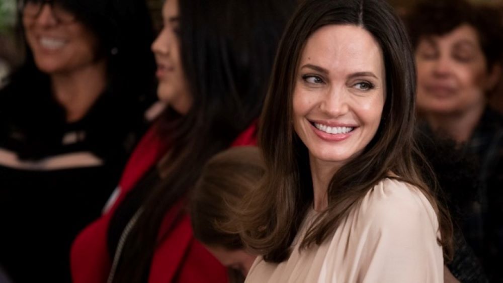 Στο Πακιστάν ως απεσταλμένη του ΟΗΕ η Angelina Jolie