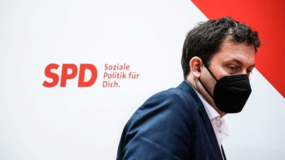 "Μυρίζει Γ` Παγκόσμιος" για τον αρχηγό του Γερμανικού SPD