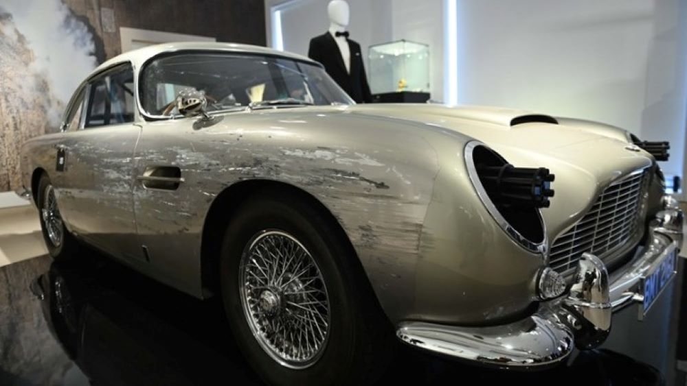 Τα 60 χρόνια James Bond γιορτάζει ο οίκος Christie’s
