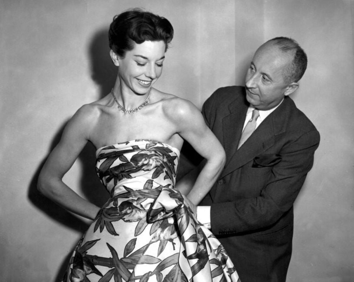 Christian Dior | Η ευτυχία είναι το μυστικό στην όλη ομορφιά. Δεν υπάρχει ομορφιά χωρίς ευτυχία