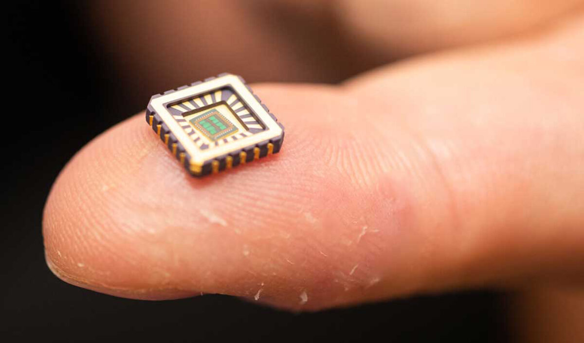 Εγκεφαλικά κύτταρα μέσα σε chip μαθαίνουν να παίζουν βιντεοπαιχνίδια