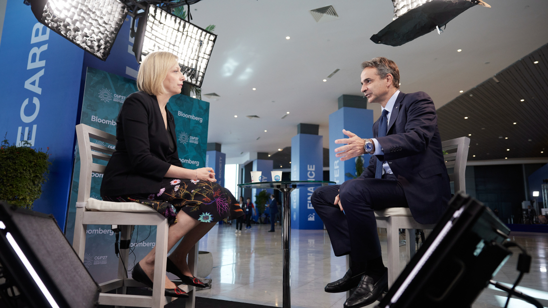 Μητσοτάκης στο Bloomberg| Θα γίνουμε η πρώτη χώρα που δεν θα επιτρέπει τα παράνομα συστήματα παρακολούθησης