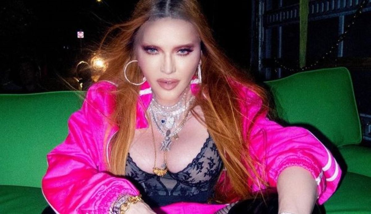Madonna | Ξέφυγε εντελώς...Φοράει τα  εσώρουχά της και ζητά να σταματήσουν να της κάνουν bullying