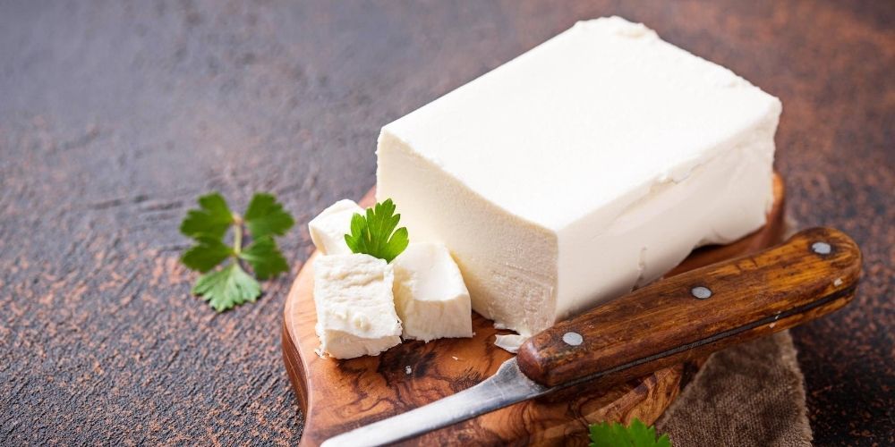 Τρώτε κάθε μέρα φέτα; Δεν φαντάζεστε τι συμβαίνει στο σώμα σας