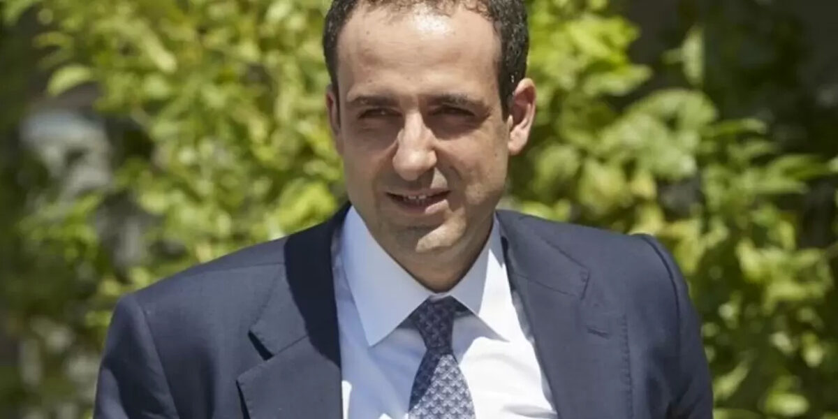 Κανονικά τη Δευτέρα στην Επιτροπή θεσμών της Βουλής ο Γρηγόρης Δημητριάδης