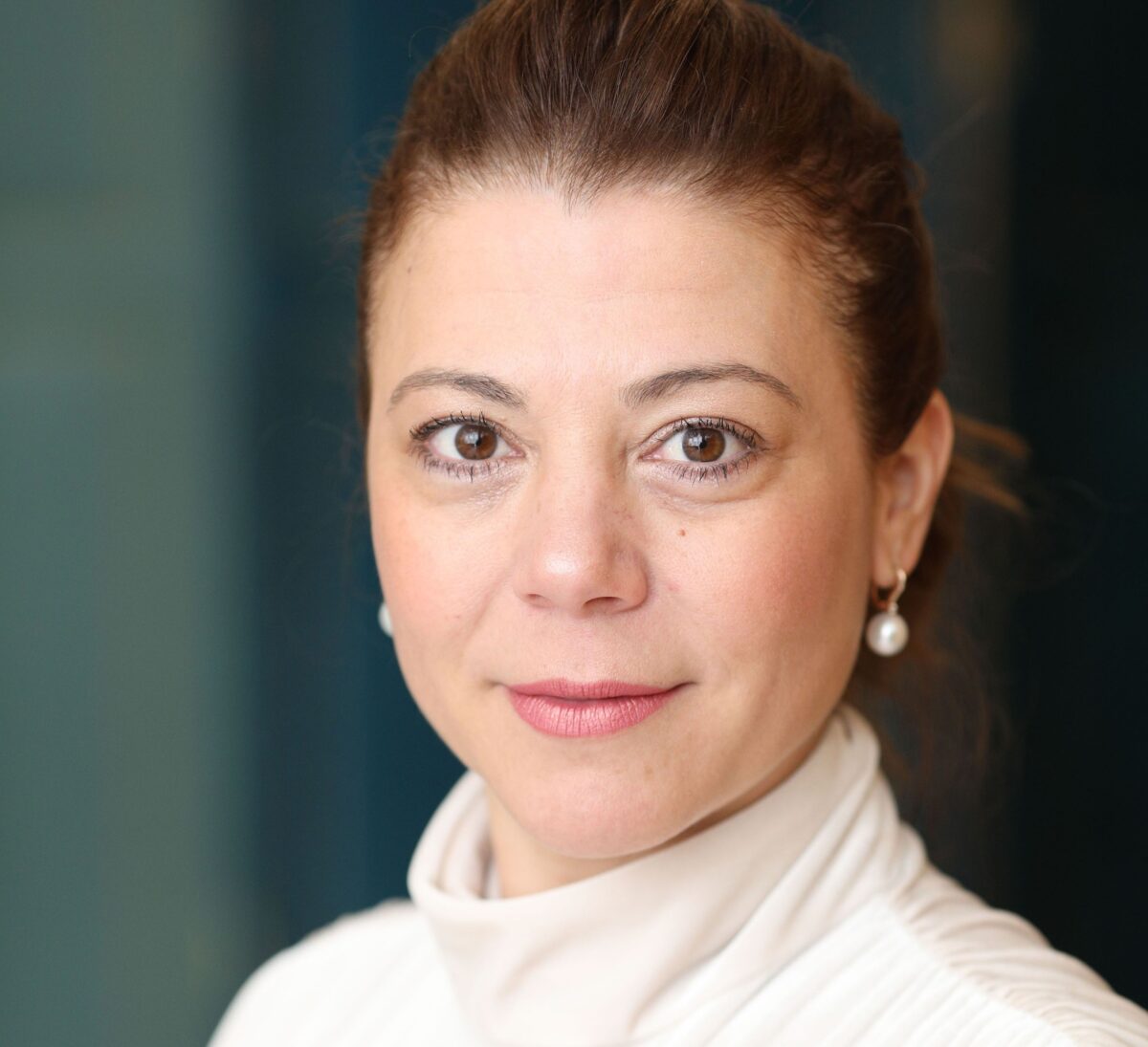 Σοφία Κωνσταντοπούλου :  Η γυναίκα δεν πρέπει να αντέχει τα πάντα, ούτε να επωμίζεται τα πάντα