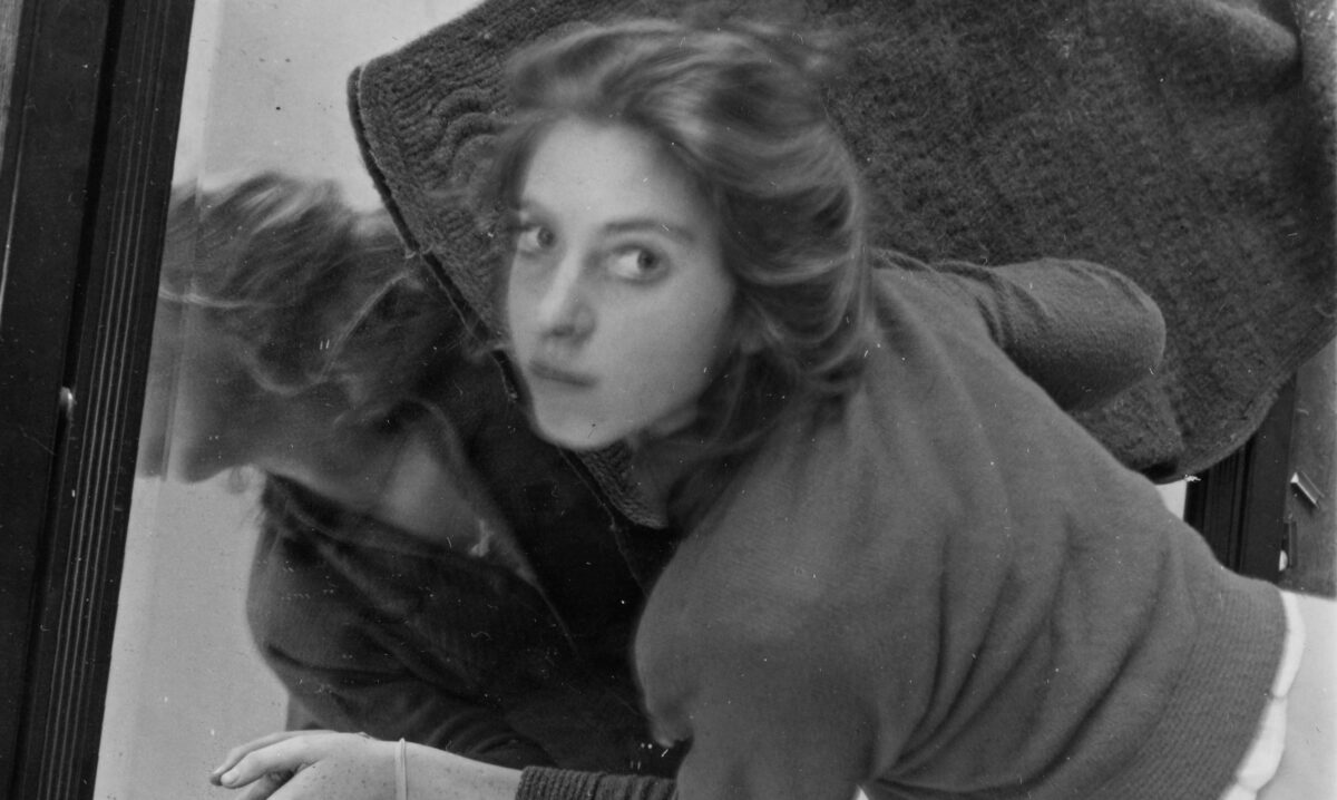 Francesca Woodman | Η αινιγματική φωτογράφος του 20ού αιώνα με τη θρυλική αλλά σύντομη καριέρα