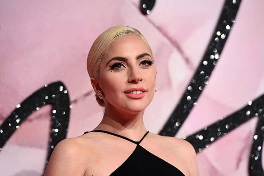Lady Gaga | H  συναρπαστική ζωή της σταρ με τις χαμαιλεόντιες ικανότητες