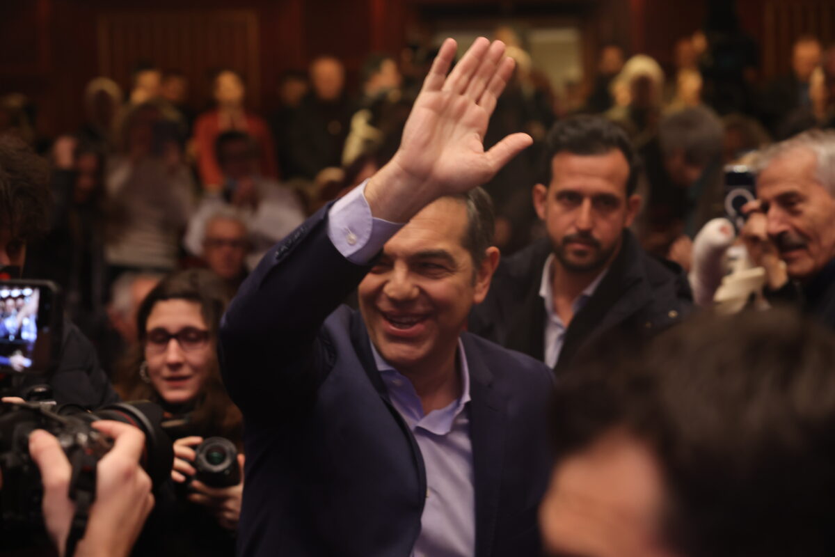 ΠΑΡΟΥΣΙΑΣΗ ΤΟΥ ΒΙΒΛΙΟΥ ΤΟΥ ΑΛΕΞΗ ΤΣΙΠΡΑ "ΙΘΑΚΗ" ΣΤΗ ΘΕΣΣΑΛΟΝΙΚΗ (ΒΑΣΙΛΗΣ ΒΕΡΒΕΡΙΔΗΣ / MOTION TEAM)