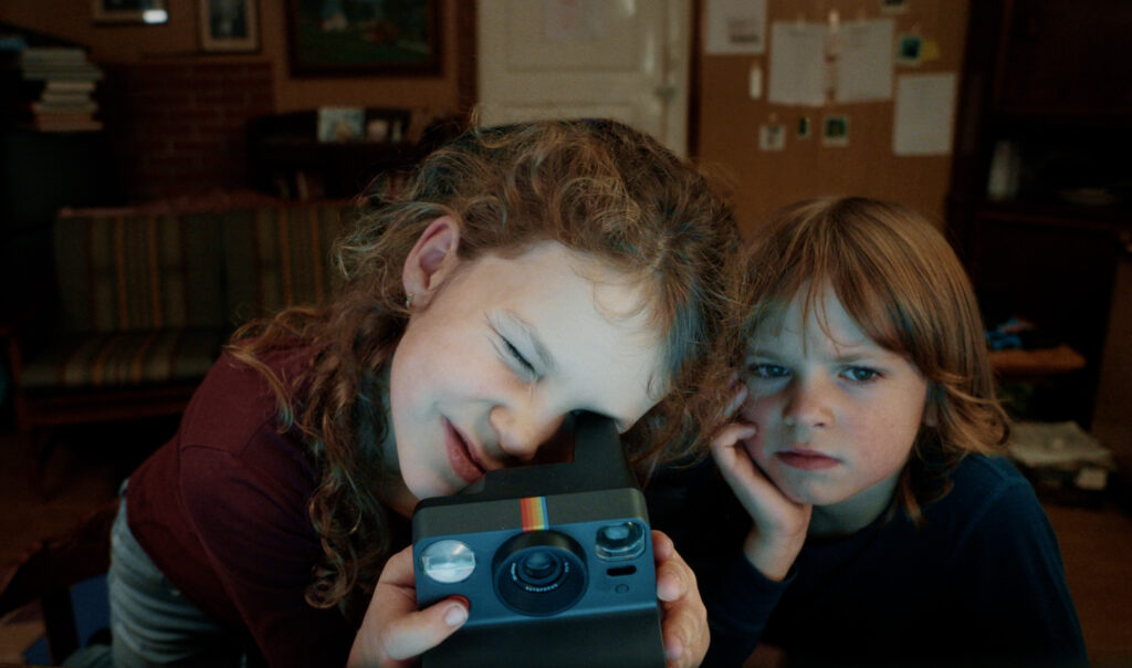 Το Μυστηριώδες Πακέτο The Mystery Package 26ο Φεστιβάλ Ντοκιμαντέρ Θεσσαλονίκης