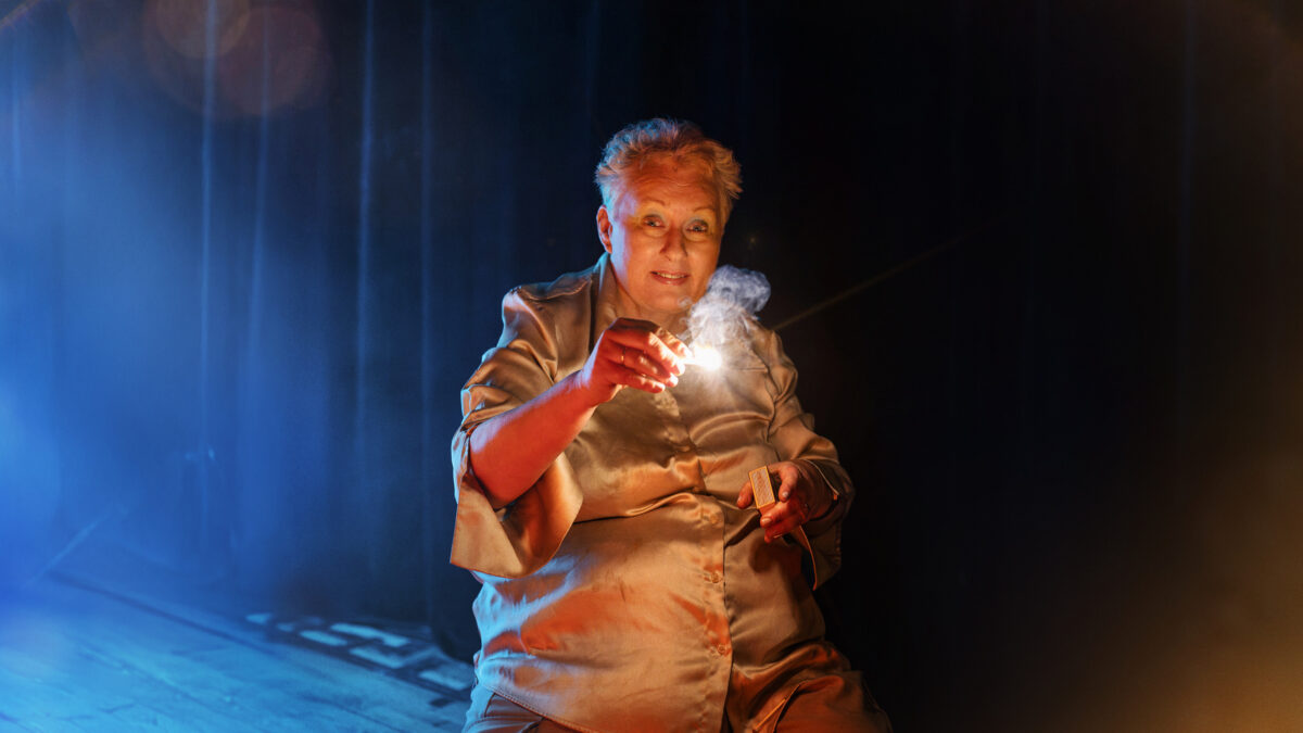 Η Τρίνε Φλέγεται Trine on Fire 1 26ο Φεστιβάλ Ντοκιμαντέρ Θεσσαλονίκης