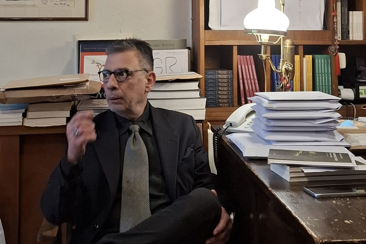 Θάνος Σταθόπουλος