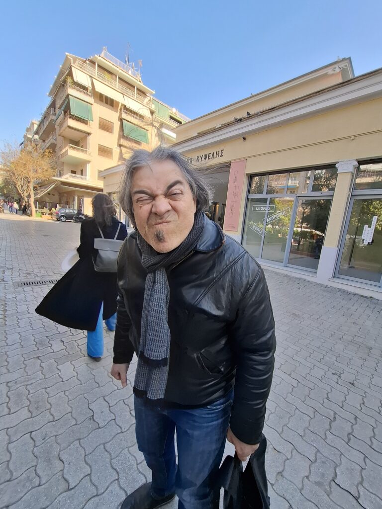 Περικλής Αμπατζής