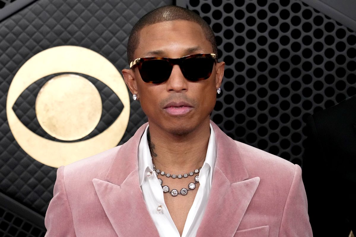 Είναι αυτά τα πιο άσχημα sneakers που έχεις δει ποτέ;