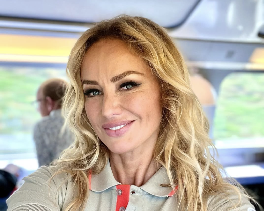 Αντριάνα Σκλεναρίκοβα