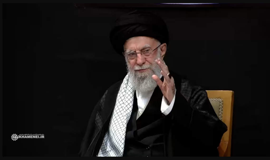 Ο Αλί Χαμενεΐ είναι νεκρός στα 86 του, έπειτα από την επίθεση που εξαπέλυσαν Ισραήλ και ΗΠΑ εναντίον του Ιράν.