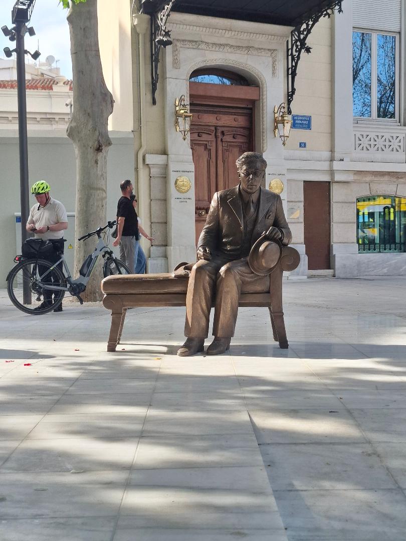 Η Πόλη Unplugged: Κάθισα δίπλα στον Καβάφη και φιλοσόφησα τη ζωή