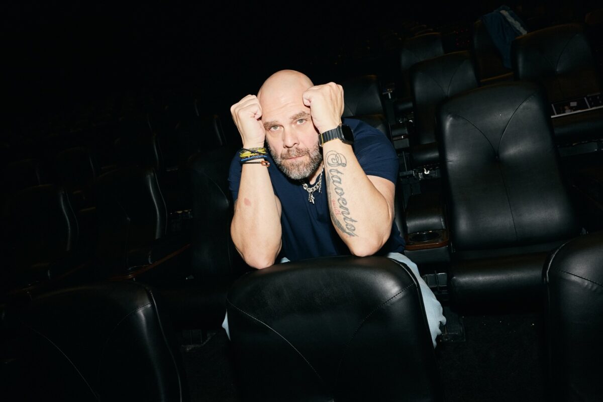 Stavento για νέο δίσκο: «Πρώτη κριτής των τραγουδιών μου είναι πλέον η κόρη μου»