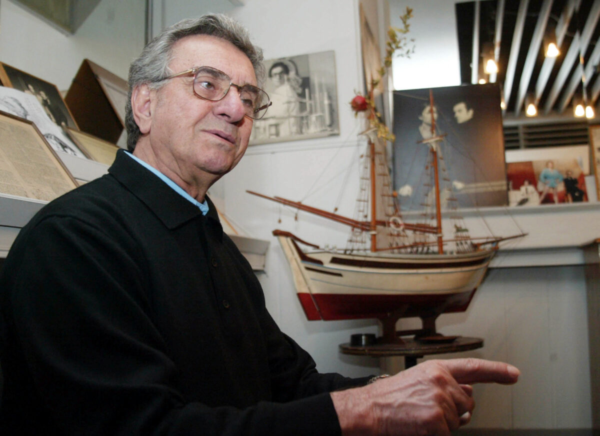 ΣΤΕΦΑΝΟΣ ΛΗΝΑΙΟΣ