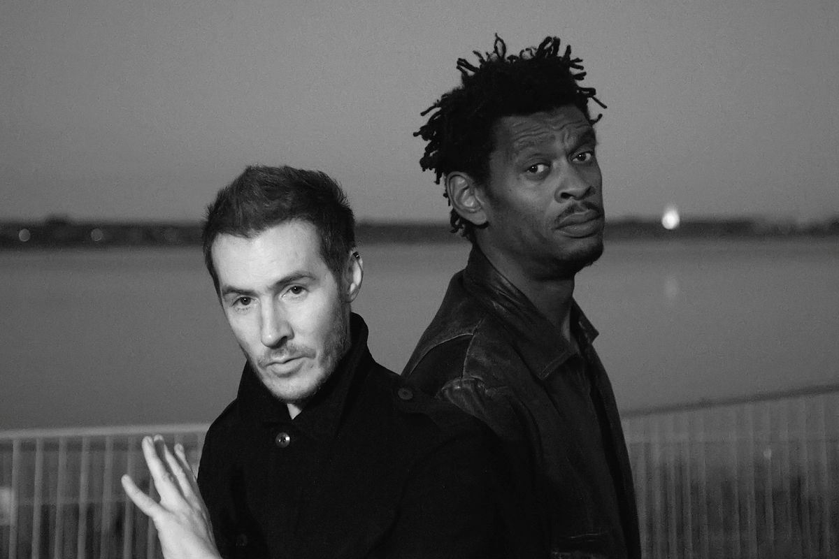 Γιατί το νέο κομμάτι από Massive Attack και Tom Waits δεν είναι απλώς ένα καλό τραγούδι