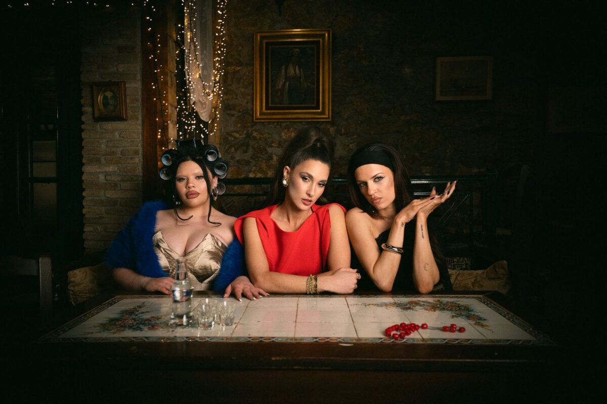 H Evangelia συναντά τη Eurovision star Miriana Conte κι η Paréa μεγαλώνει