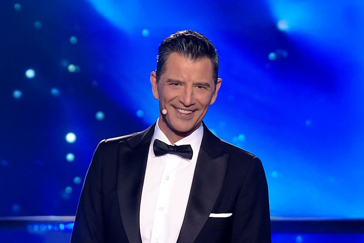 Σάκης Ρουβάς Your Face Sounds Familiar