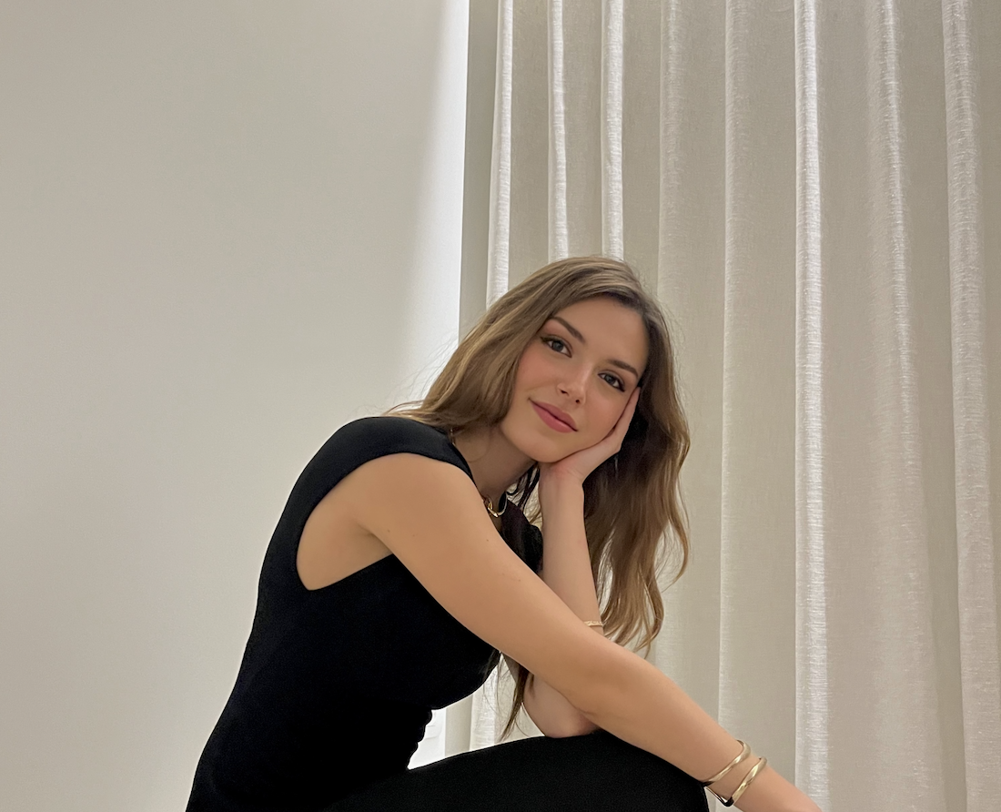 Η Θεανώ Κλάδη στο ΚΛΙΚ: «Ενθουσιάζομαι εύκολα, αλλά ερωτεύομαι πολύ δύσκολα»