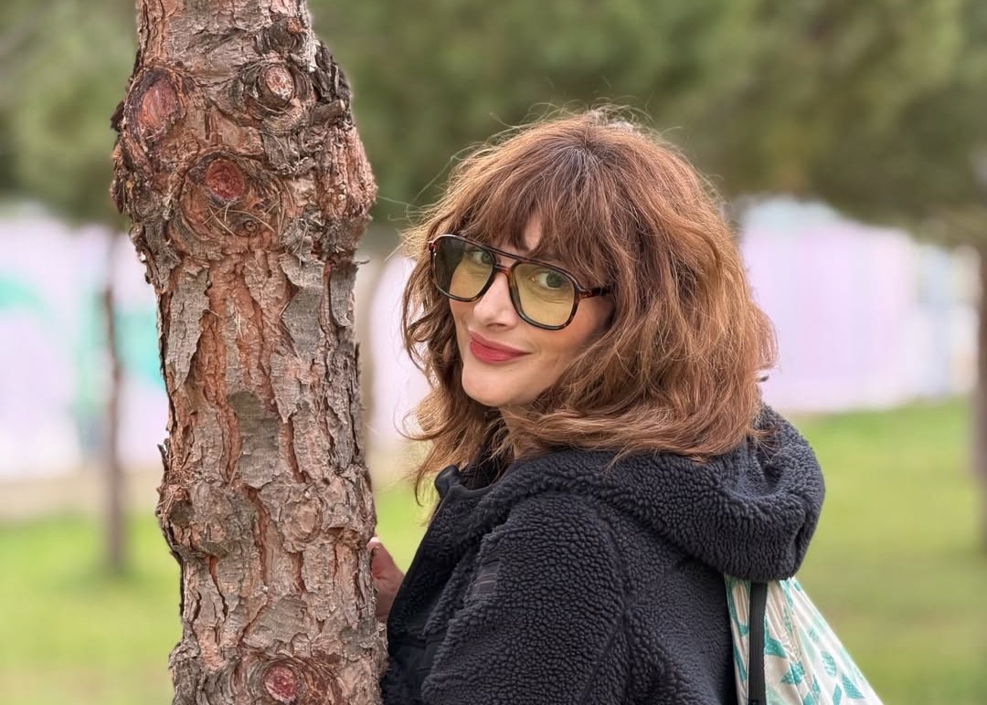 H Μαρία Κωνσταντάκη και οι πισώπλατες ραδιοφωνικές μαχαιριές