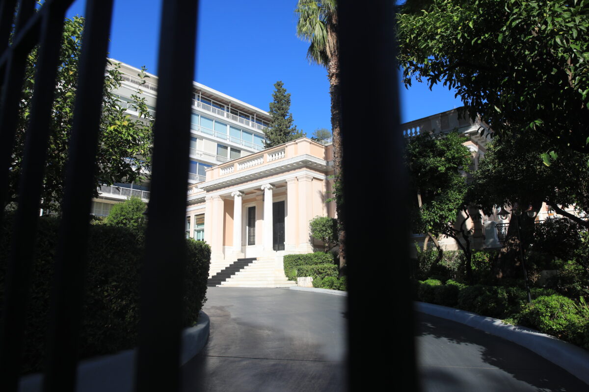 ΝΔ: Επιχείρηση κατευνασμού των ανταρτών στη σημερινή συνεδρίαση της Κοινοβουλευτικής Ομάδας